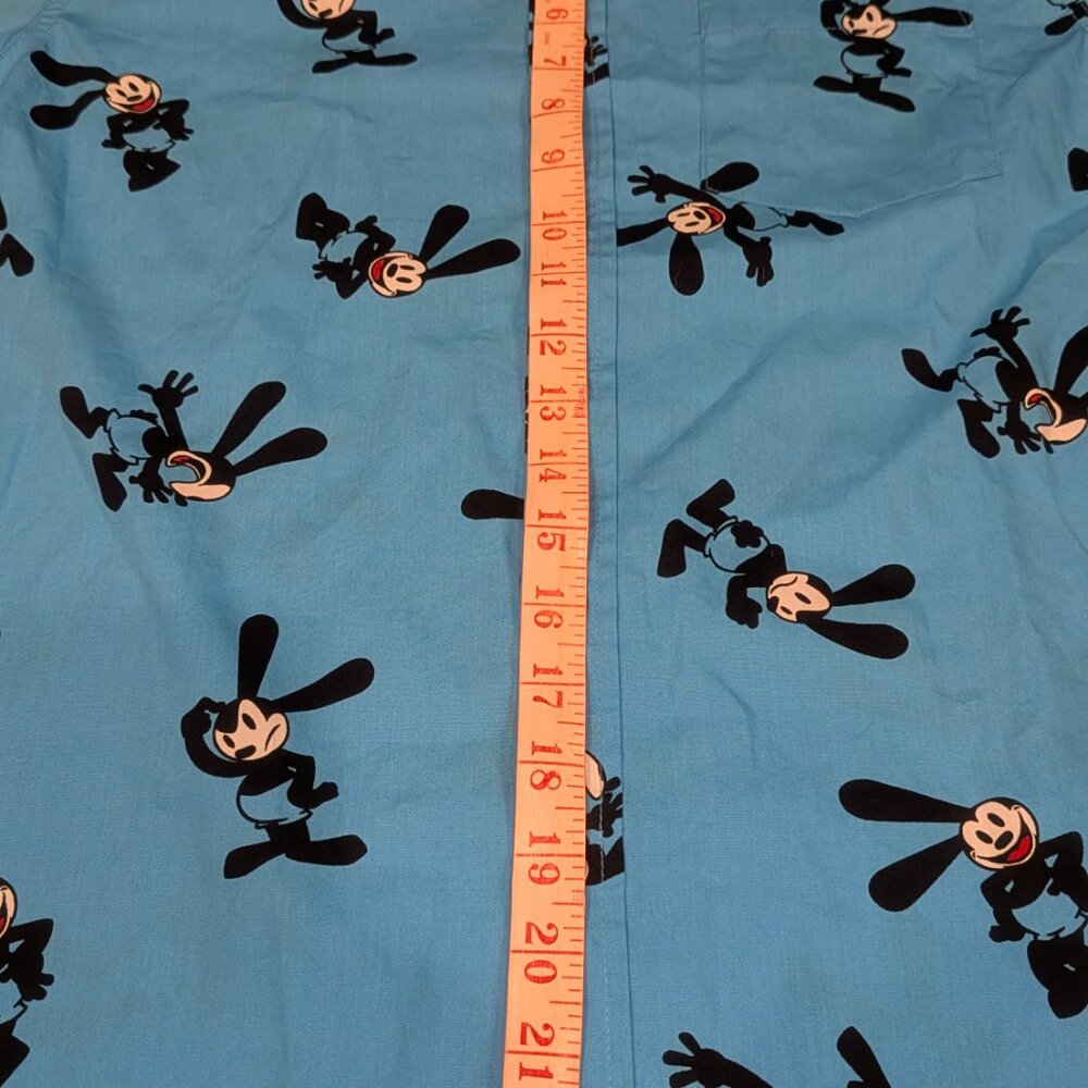 Disney Oswald the Lucky Rabbit Mens Blue Button Up Shirt Sz Small NWT - Picture 5 of 10